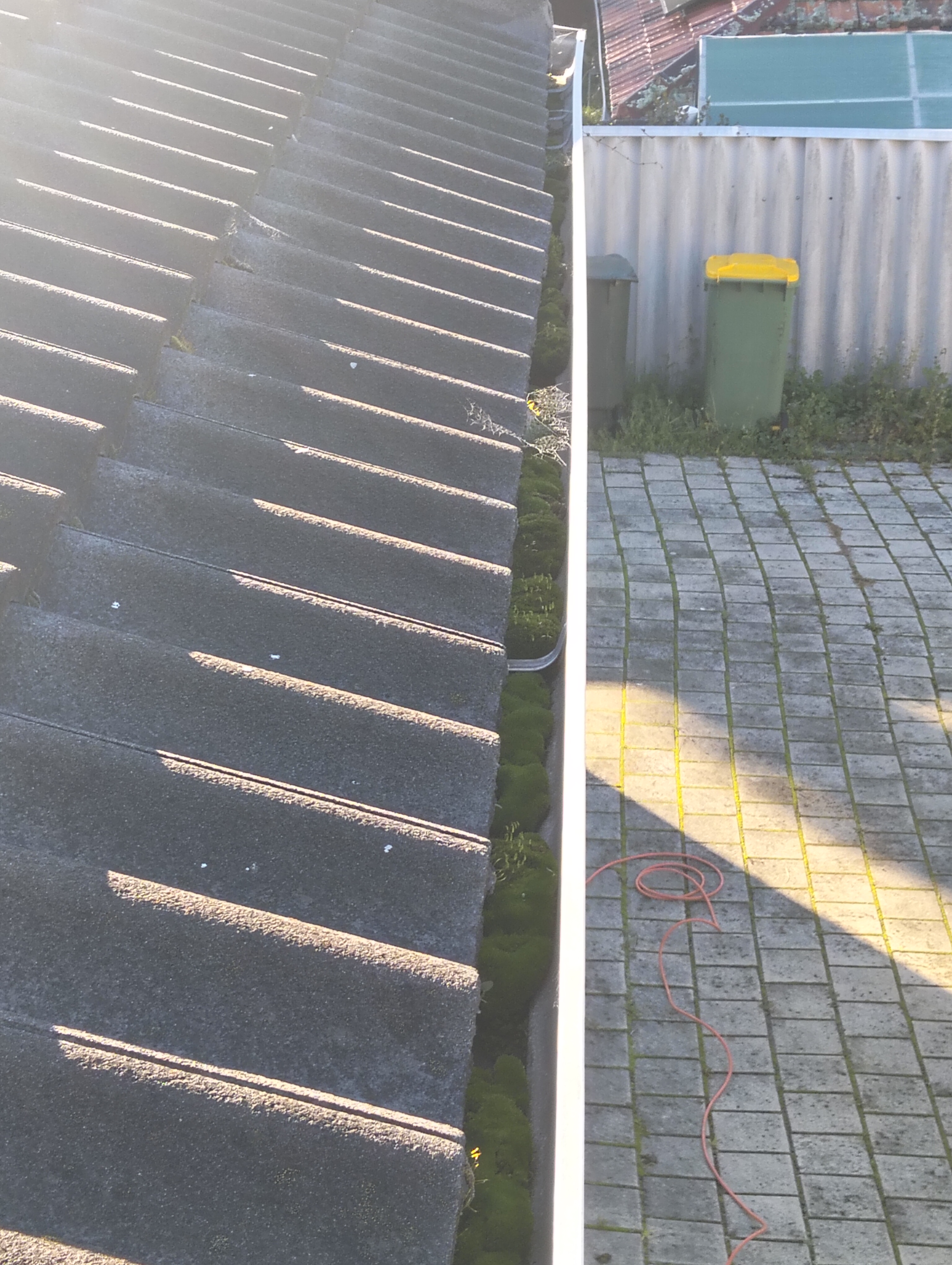 Before gutter cleaning photo in Como